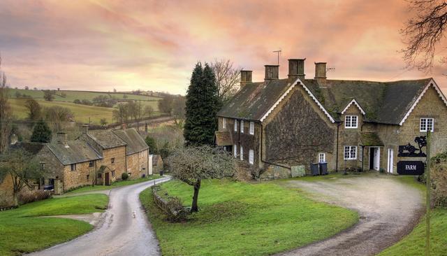 俗语“盖房不落断，落断无三代”中落断什么意思？这句话有何道理