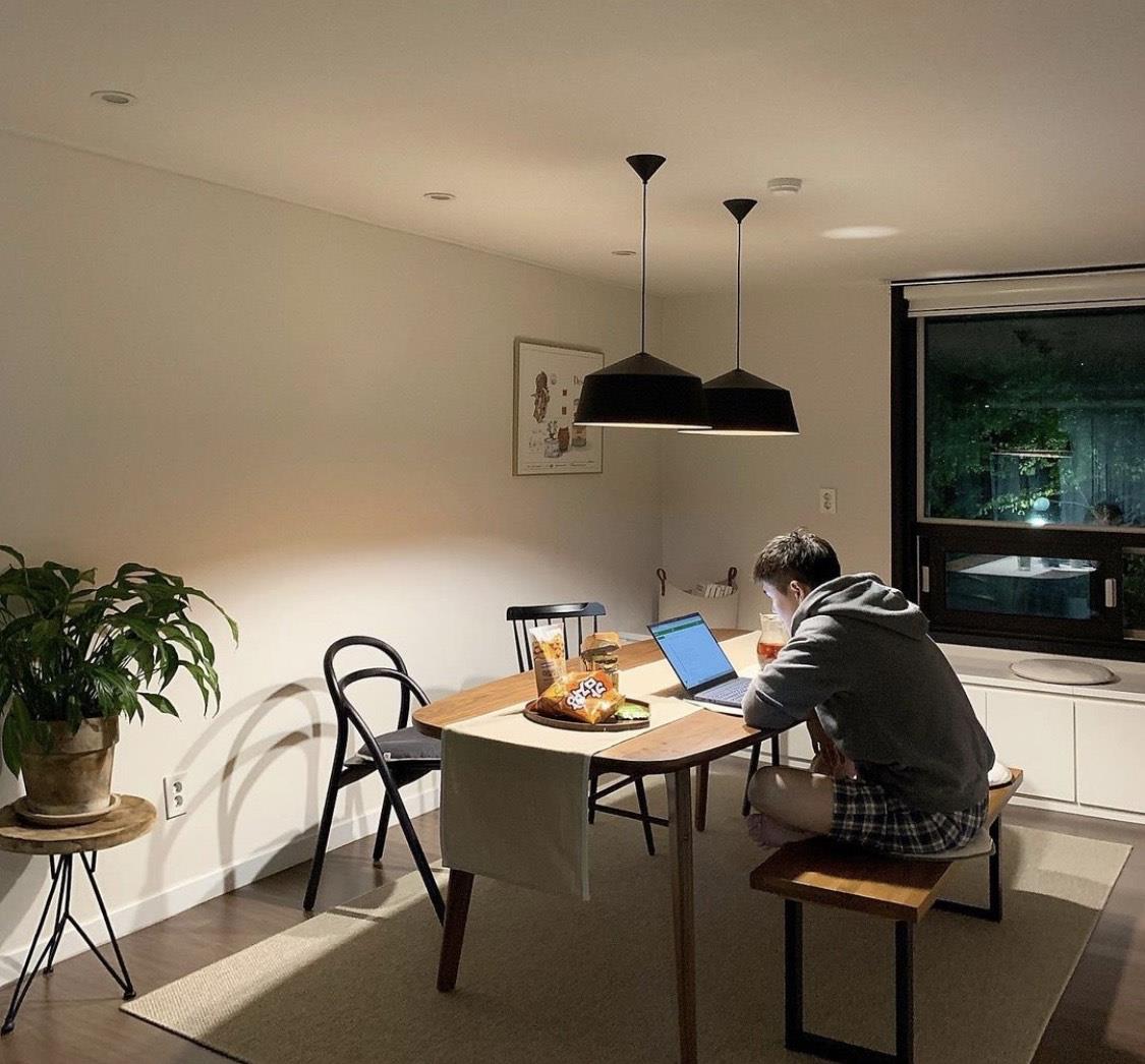 |韩国太太坚持一天布置一个地方，全屋唯美的堪比艺术陈列馆，治愈