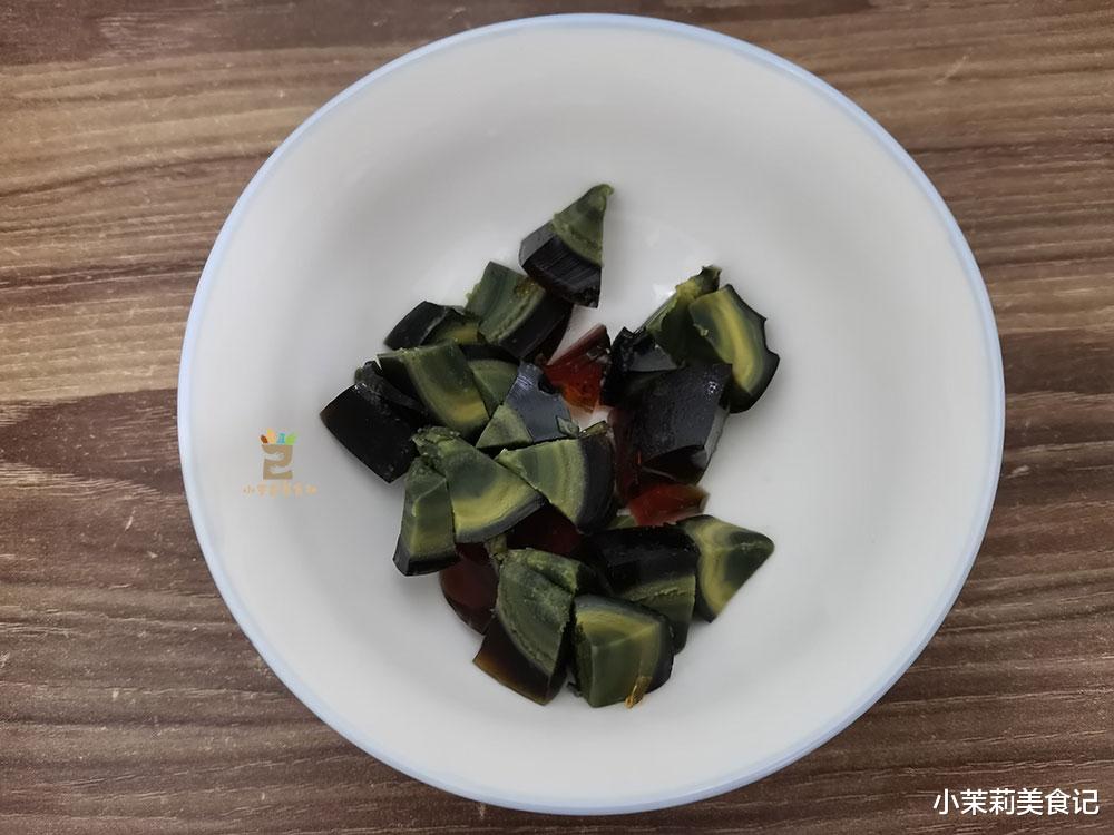 茄子|明日立秋，民间传统要吃这菜，蒸一蒸就上桌，简单又营养，别错过