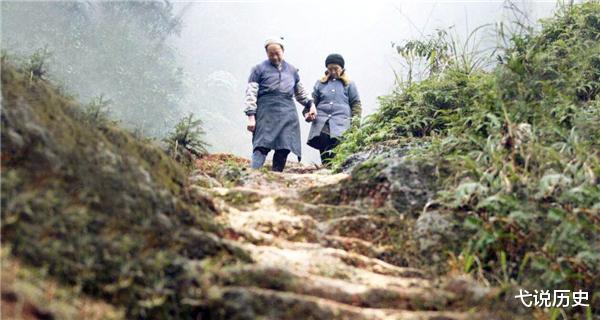 弋说历史|他娶大10岁妇人，为躲避世俗躲进深山，半世纪为爱凿开6208级天梯