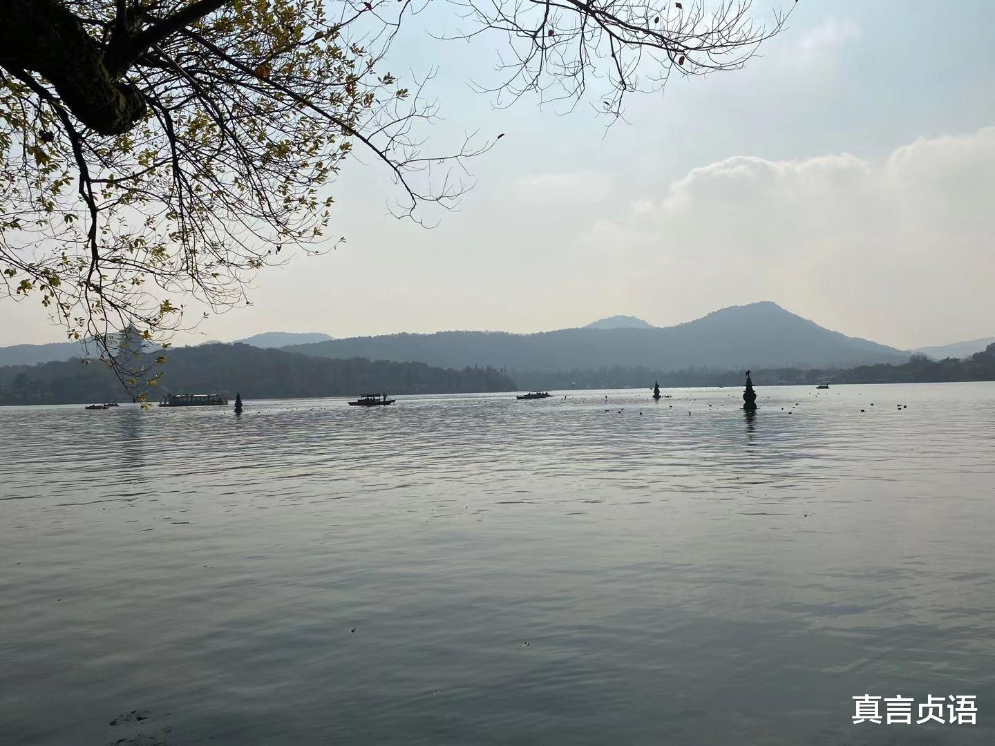 真言贞语 李俊原创散文丨西湖偶遇“苏小小”