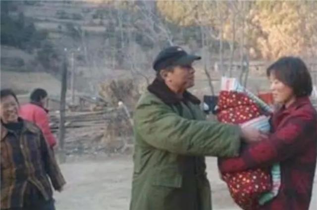 臆说古史|拐卖85人的女贩子，神秘失踪12年？并非藏得深，而是报应来了