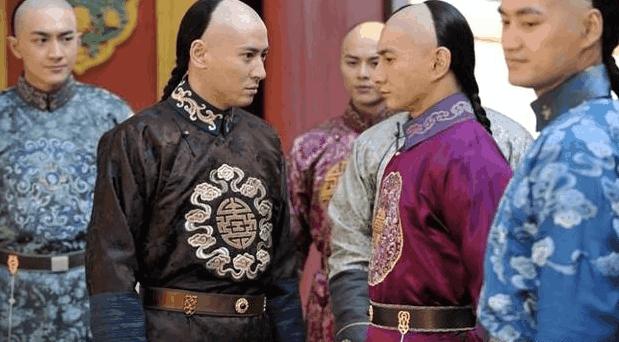 【溥仪】溥仪退位之后闲逛故宫, 意外的发现雍正密诏, 解开清朝最大的秘密