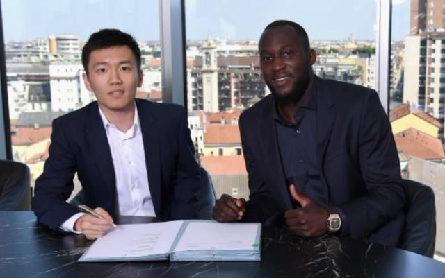 张康阳▲张康阳太有钱,在意大利开3000万超跑!还有一豪车,中国仅5辆