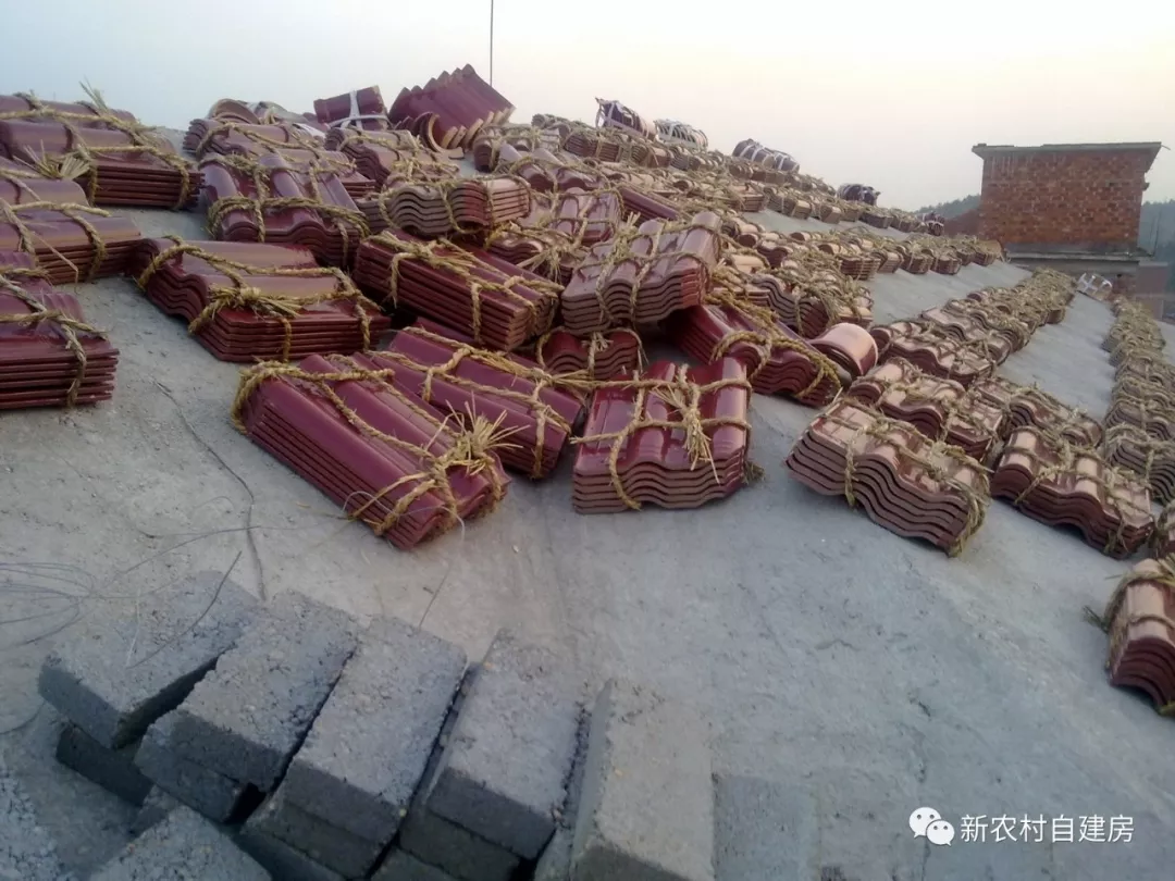 『』建筑师09年30W回乡建别墅,现在100W都难建好,农村还有人照着建