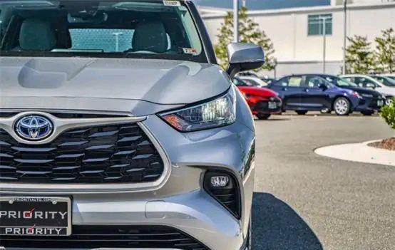 丰田汉兰达|新一代汉兰达到店实拍,预售价曝光,网友:这价格是真的香