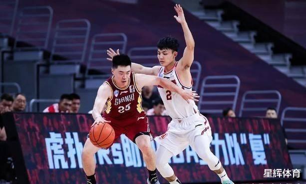 [广东男篮]杜锋唯一公开表扬的球员！力压易建联本土最佳 宏远多一争冠悍将