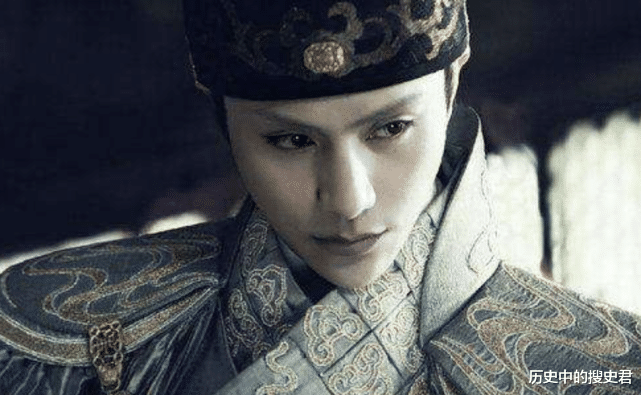 「反派」明明帅的惨绝人寰，却非得演反派，第五位怕是抢了男主的剧本吧！