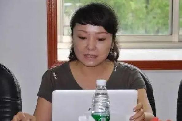 主持人|央视主持人张斌私生活混乱，发展400名情人，妻子胡紫薇令人同情