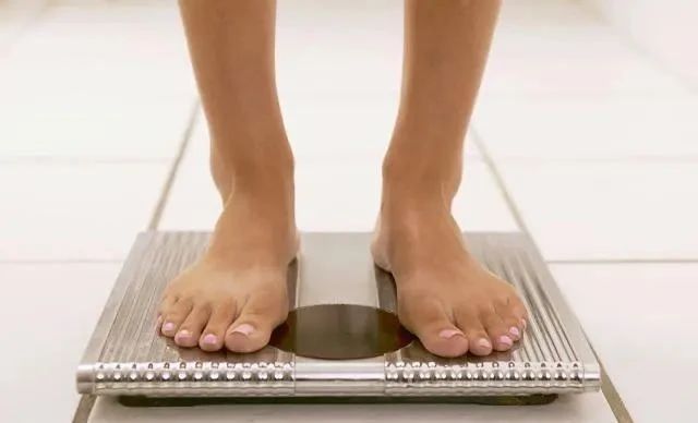 枸杞：肾“衰”脚先知，若有4种怪象，多半是肾被“掏空”，别硬撑了