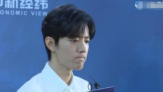 [肖战]肖战露面道歉，近八十万人参与投票，这数据比太让人没想到！