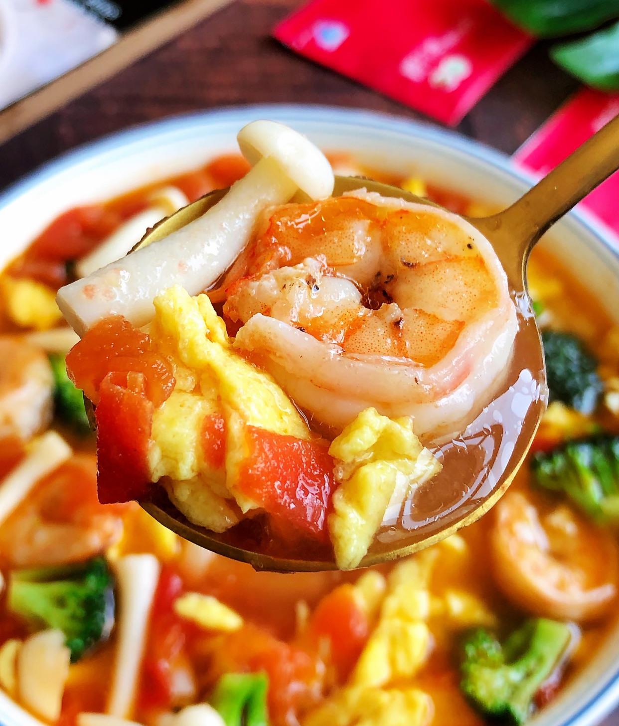 『番茄』脂肪最怕这道菜！像这样做成汤，鲜美无比巨酸爽，解馋吃不胖