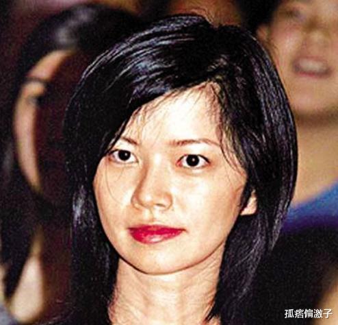 『周星驰』周星驰不婚原因浮出水面,答案就“藏”在他一直不愿摘的帽子里