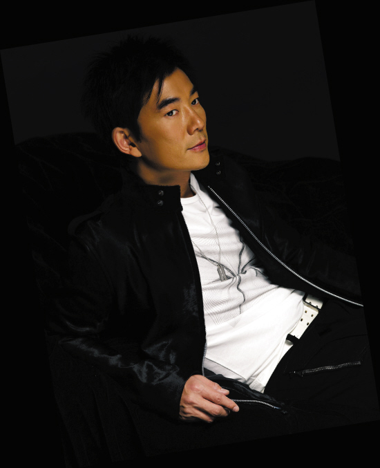 郑伊健|30年前最帅的8张脸:郑伊健在榜,周润发勉强排第五,第一帅到天边了