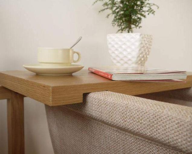 【装修方法】第一次见有钱人客厅不放茶几，太聪明了，网友：最重要，省钱！