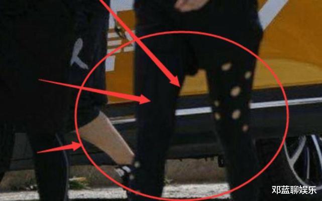 黄龄|她33岁却没有一件完整衣服，上跑男狂剪队服，穿上后跑男团都酸了