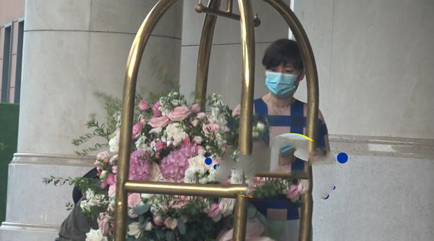 宋丹丹|袁隆平宋丹丹同庆生！一个众星云集排场大，一个撒顶级狗粮羡煞人