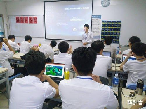 『』未来10年，这5大行业非常热门，社会需求大，适合考生填报！