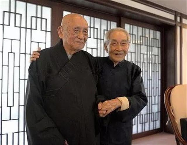 南怀瑾：南怀瑾：我曾在四川求仙问道，有人挥手成剑，松树应手而倒