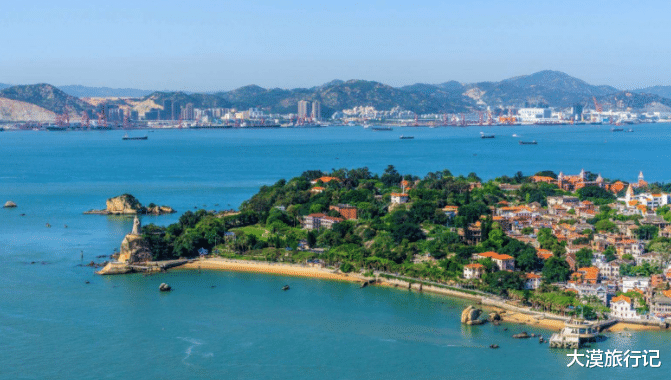 「福建省」中国最特别的城市，级别比本省省会还高，面积却是全省最小