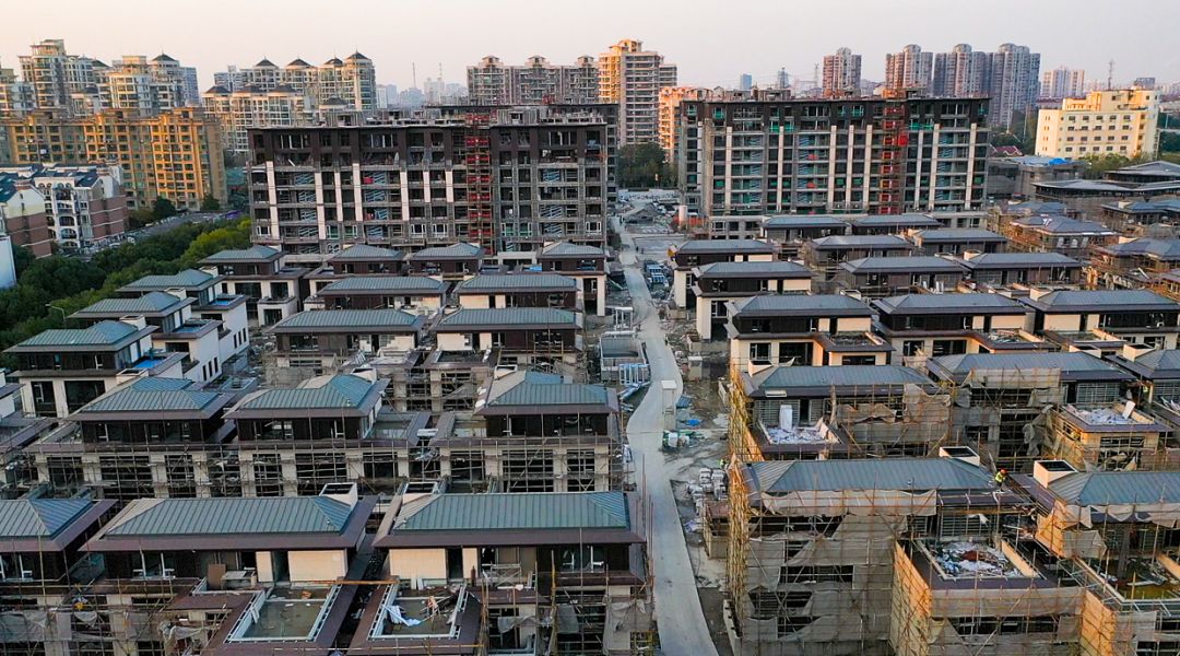 春节前的碧云尊邸静悄悄，来下载81页的ppt产品手册吧