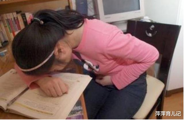 蛋炒饭|5岁女孩每天都吃“蛋炒饭”，一个月后吃进了医院，医生：无知