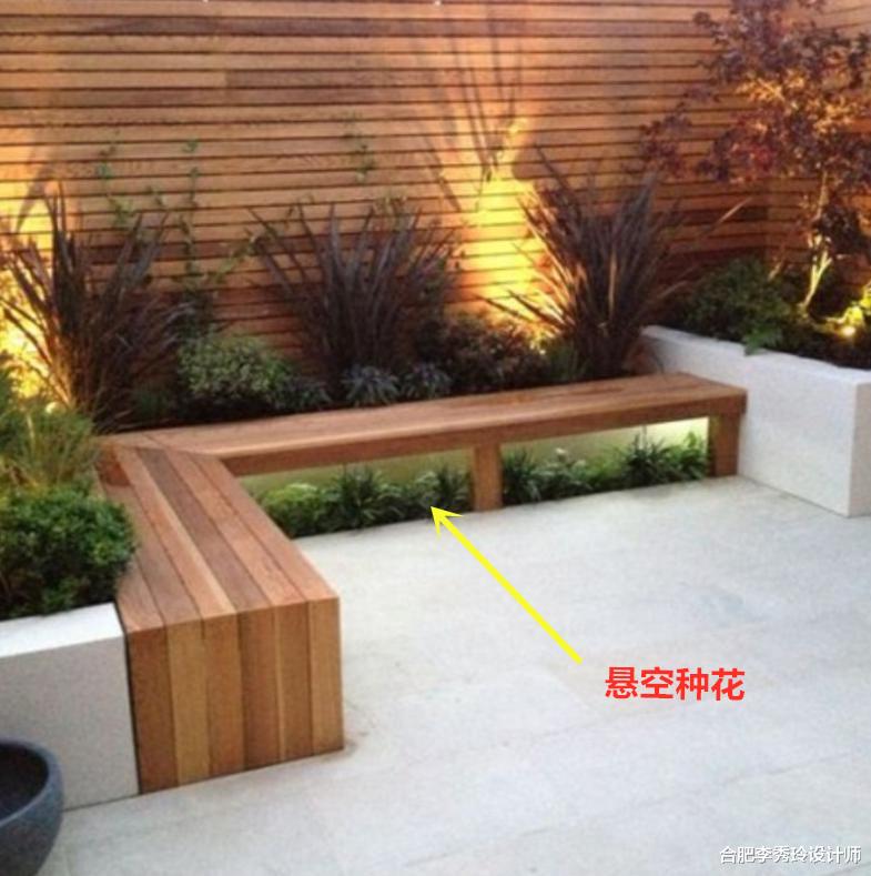 「」借着院子花坛做个延伸卡座，比买来的户外家具强！一点不占空间