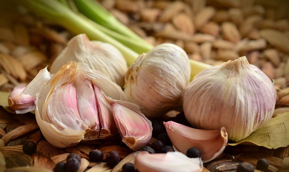 「胃癌」养肝就是养命，饭前“一不喝”，睡前“两不做”，给肝扎上安全带