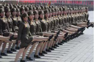 【】阅兵呢，能不能严肃的看完？！