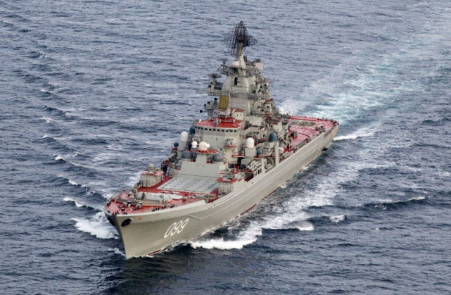 美航母▲3万吨核巨舰满血复活，千里之外狙杀美航母，可单挑美军航母舰队