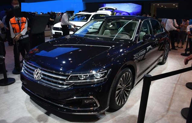 大众途昂|又一款豪车亮相，长近5.1米配电吸门，关键还带车载冰箱