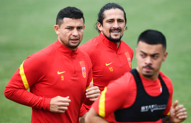 亚冠|亚冠生变！恒大连获2重要消息：小组首轮轮空，蒋光太挤掉2大归化