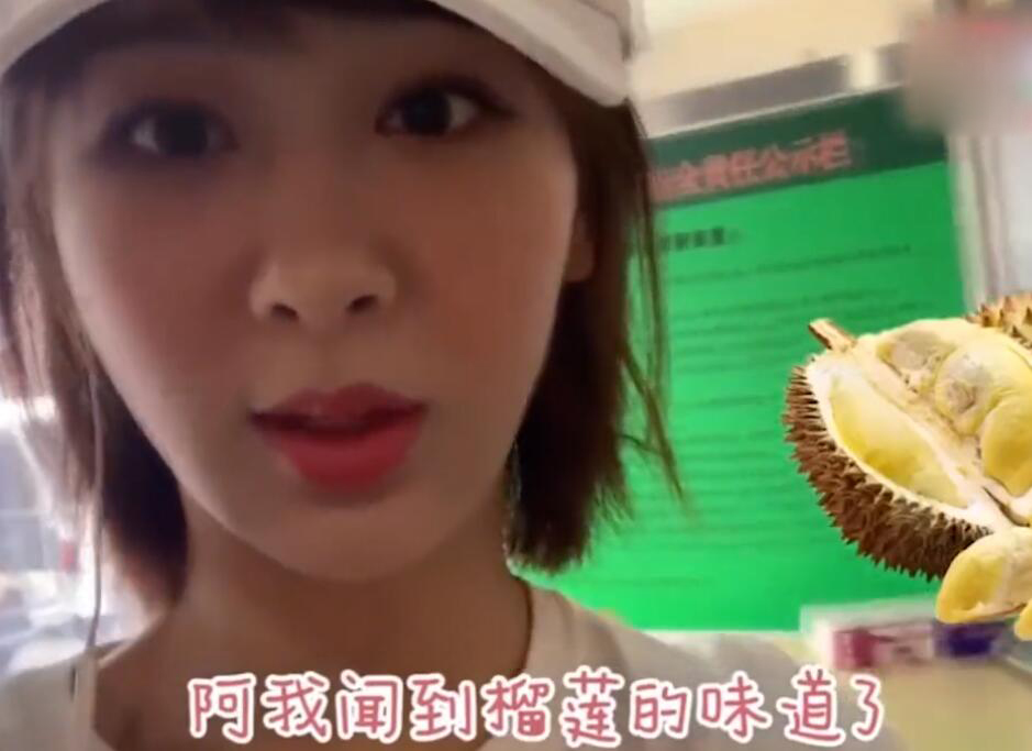『杨紫』同是逛菜场 老婆白拿人家的菜周润发指着训 杨紫被夸漂亮 六小龄童无几人识