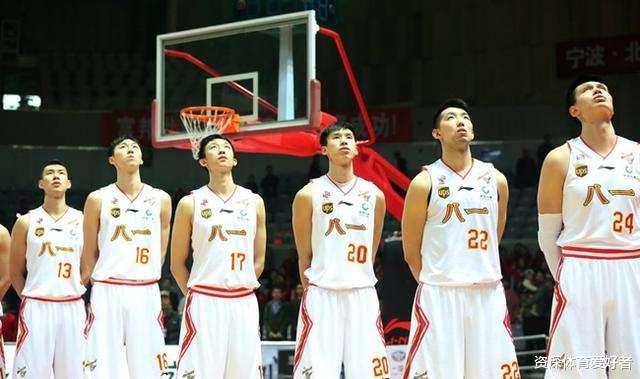 【CBA】CBA8项最难打破的历史纪录：四双仅垫底，单场82分第4，榜首无法撼动