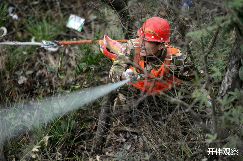 开伟观察 民众应提高自律意识：除了文明 什么都不要留下