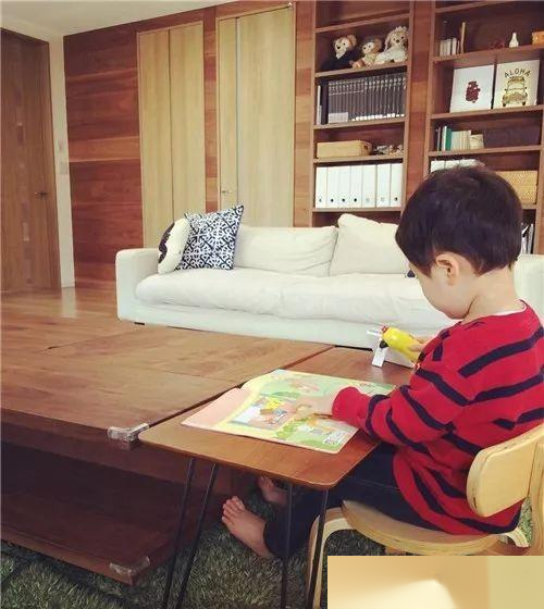 日本一位妈妈晒出的收纳日常：3个男孩自由玩，家里却整洁美观