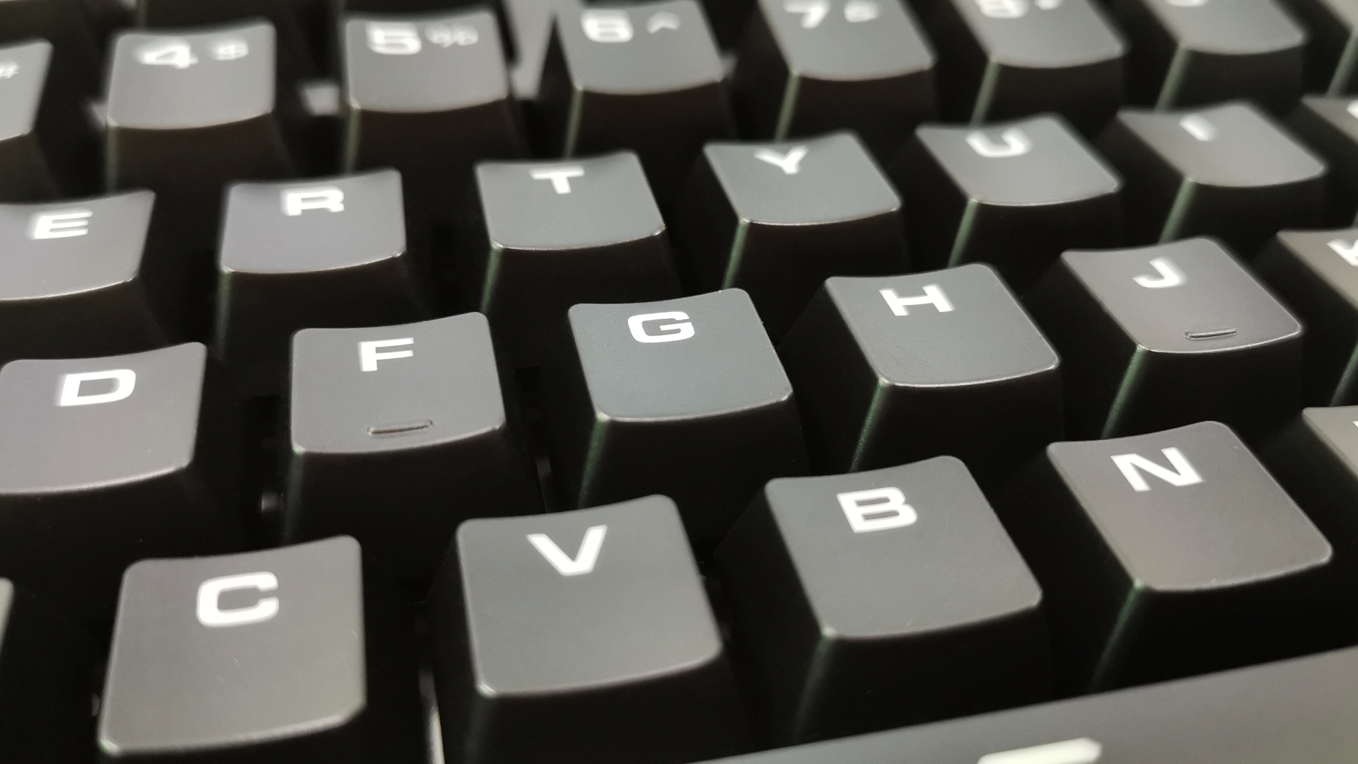 aiot|骨伽PURI TKL机械键盘简评：轻装上阵，疾速反应，商务、游戏绝配