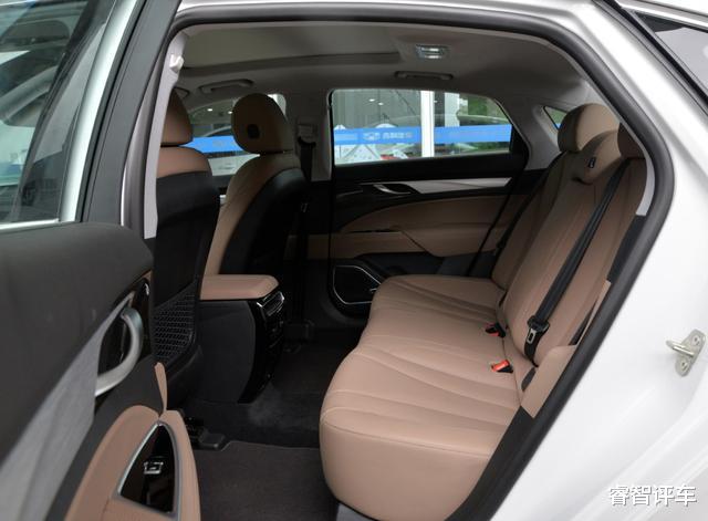 本田雅阁|吉利博瑞：我真尽力了，国产豪车跌至8万多，车友：雅阁买早了