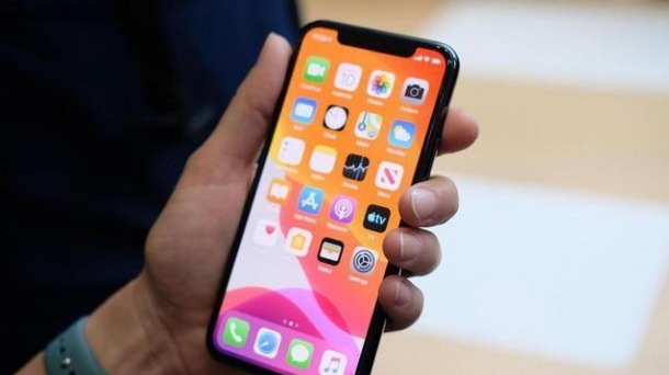 「iphone11」顶级iPhone价格跳水，A13+三摄+大屏，不足1年降价2100