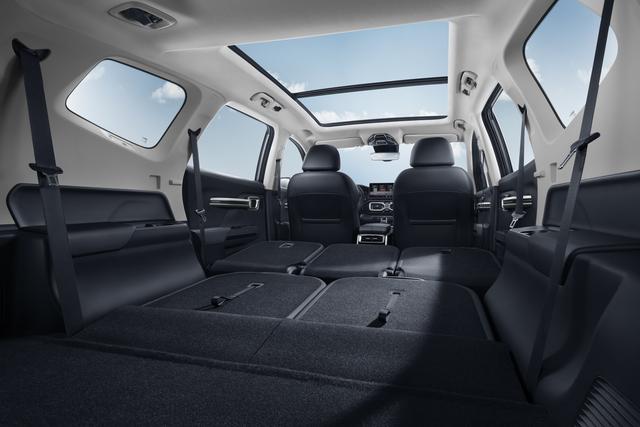 『吉利汽车』行走的“卧室”，吉利豪越正式亮相，6月上市，什么售价最合理？