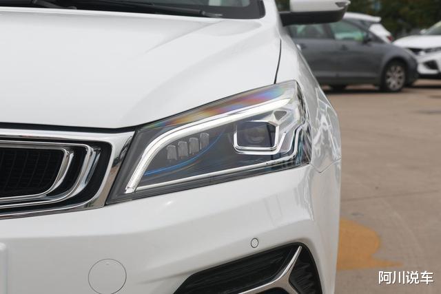 吉利帝豪■2月轿车销量榜前十,唯一国产轿车,卖的比卡罗拉还多