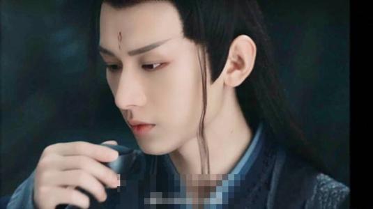 罗云熙|盘点那些古装帅，现代装却很“丑”的3位男神，罗云熙任嘉伦上榜