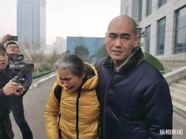 纵相新闻|张志超赔偿协议未达成原因透露：要钱还是要道歉，临沂中院“考问”张志超