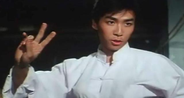 甄子丹|演了8年男主角都没火，被拉去救场演了个男配，没成想火成经典