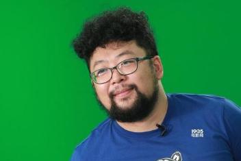 #张涵予#“胡子一刮，人设崩塌”的男星，张涵予不算什么，你先看看修睿