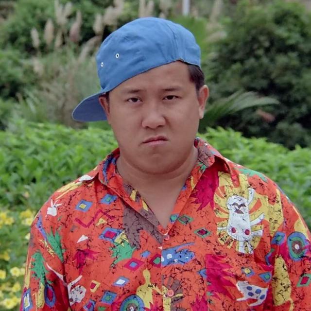 洪金宝|曾志伟妻子葬礼曝光！狄龙穿皮衣现身，洪金宝未坐轮椅似大佬