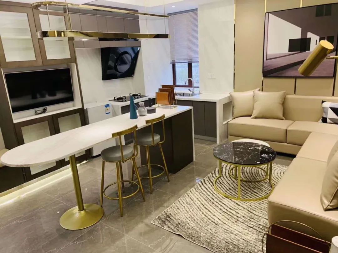 突发线上预约看房！唐镇核心 近轨交 福外学区房 360万起63-92㎡精装现房 | 皇廷御府