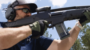 突击步枪:世界上最先进、科幻的XM8突击步枪,为何遭美军无情抛弃?