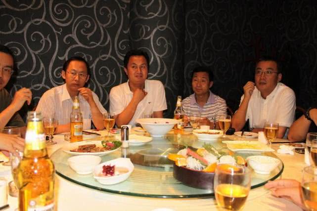 ▲领导让员工去买烟，95后员工回复三个字，网友直言情商太低