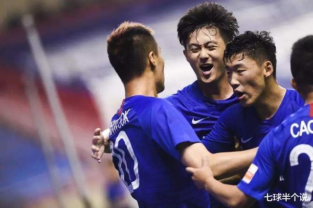 【国足】霸气！国足迎来2场大胜，3: 0申花董学升连续2场破门，艾克森建功！